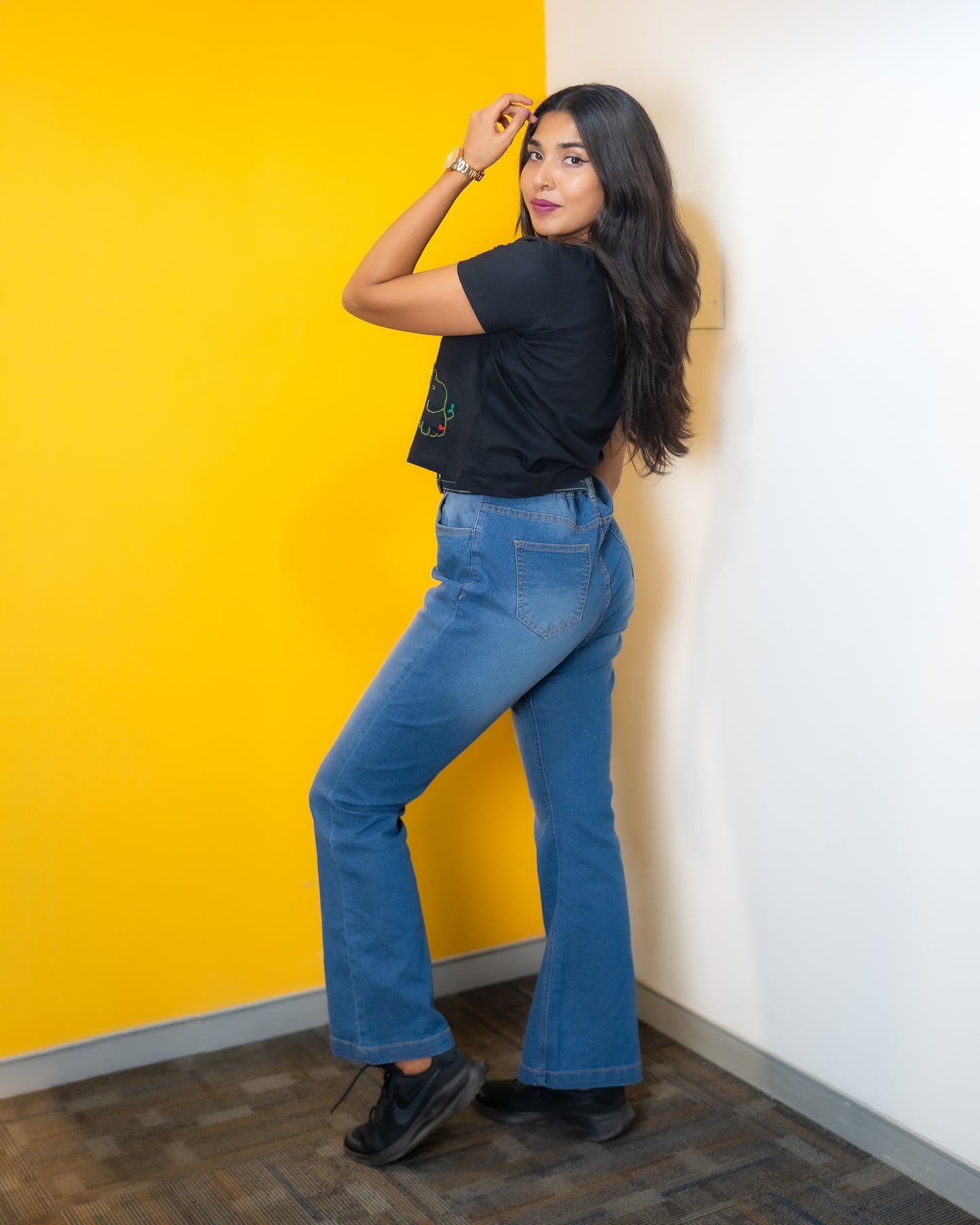 Elephant Embroided Short Crop Top Black