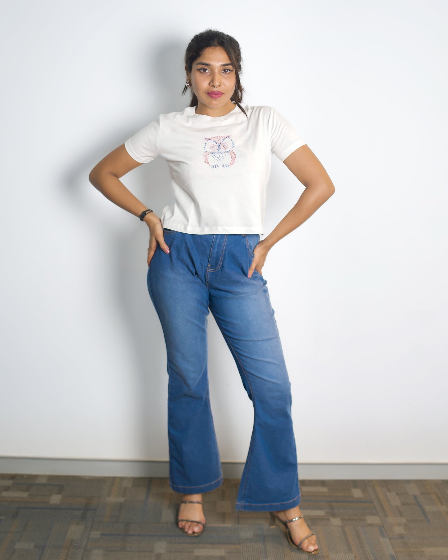 Crop Embroided White T-Shirt (Owl)